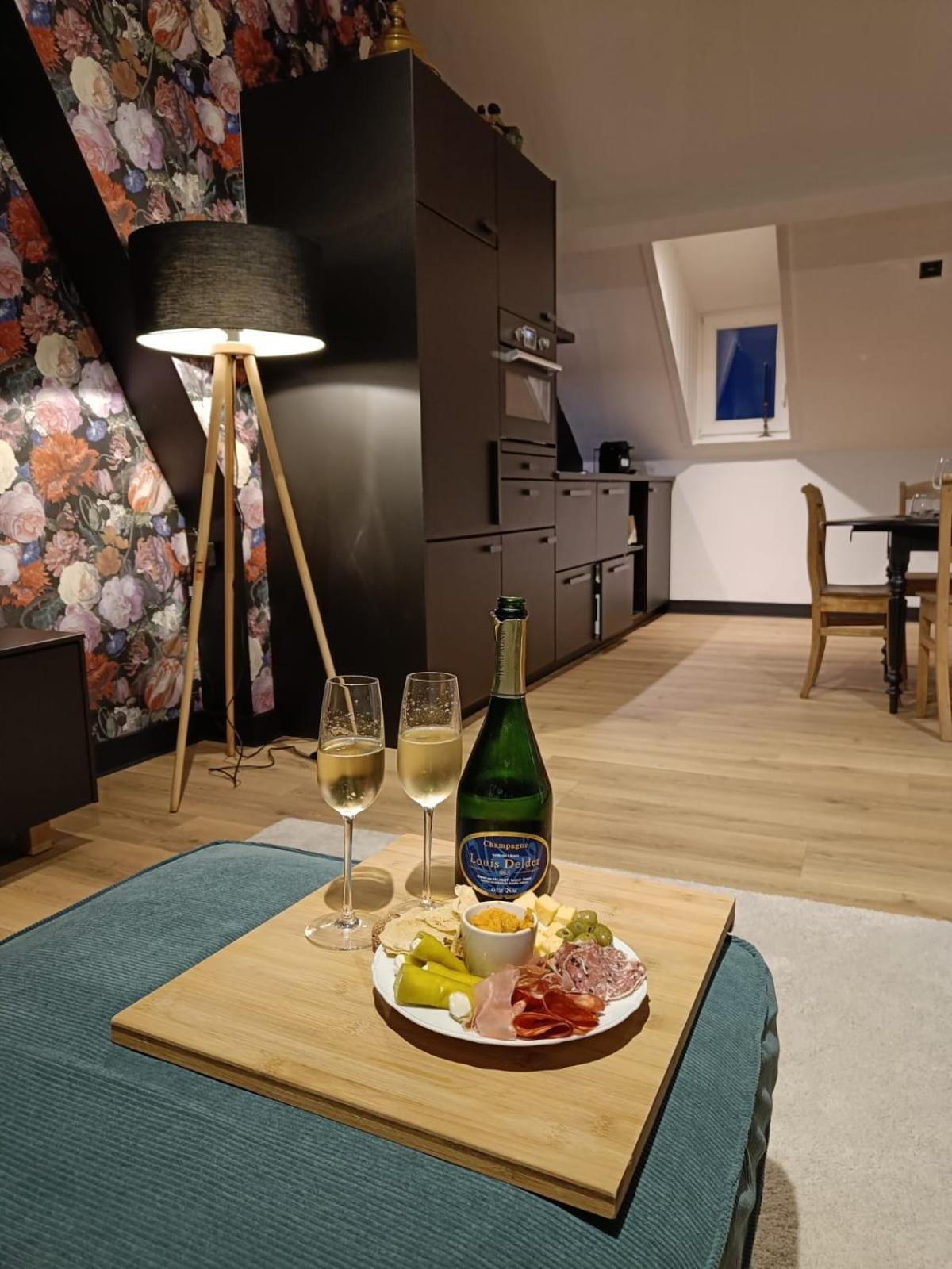 O Colombages Apartment Les Biolles Phòng bức ảnh